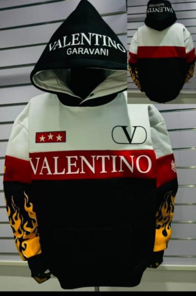 Pull Valentino